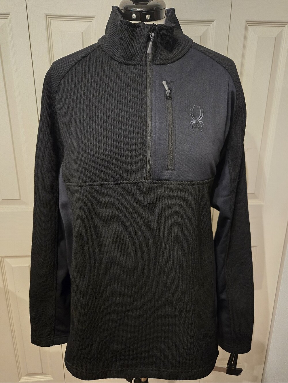 Spyder Pullover Size XL